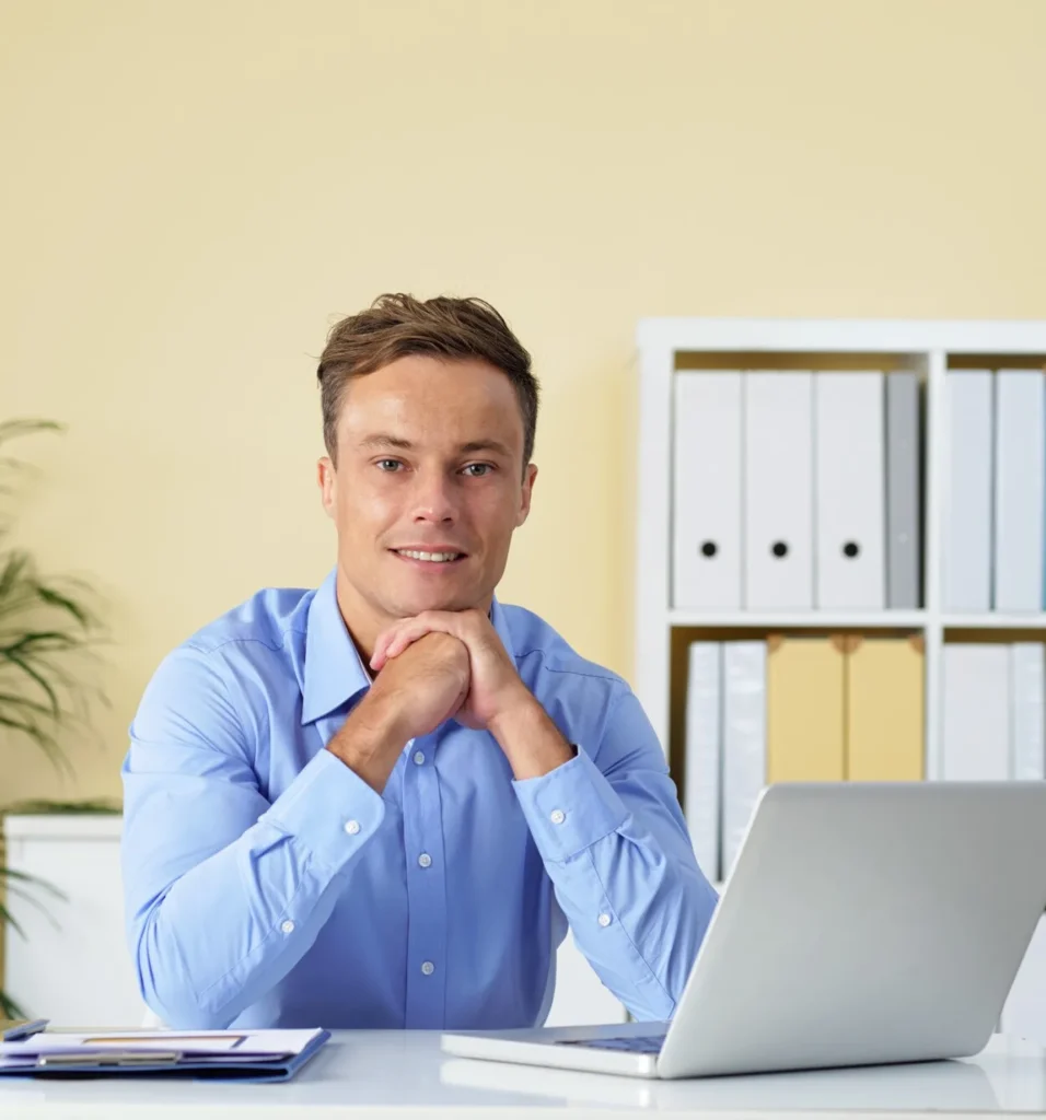 Bookkeeper at a laptop